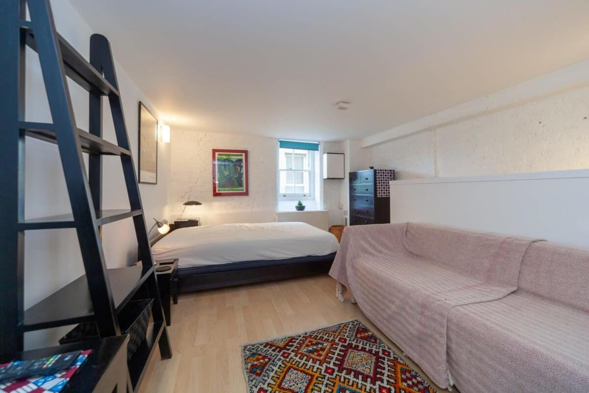 Charming 1 Bedroom Apartment In Old School House ロンドン エクステリア 写真