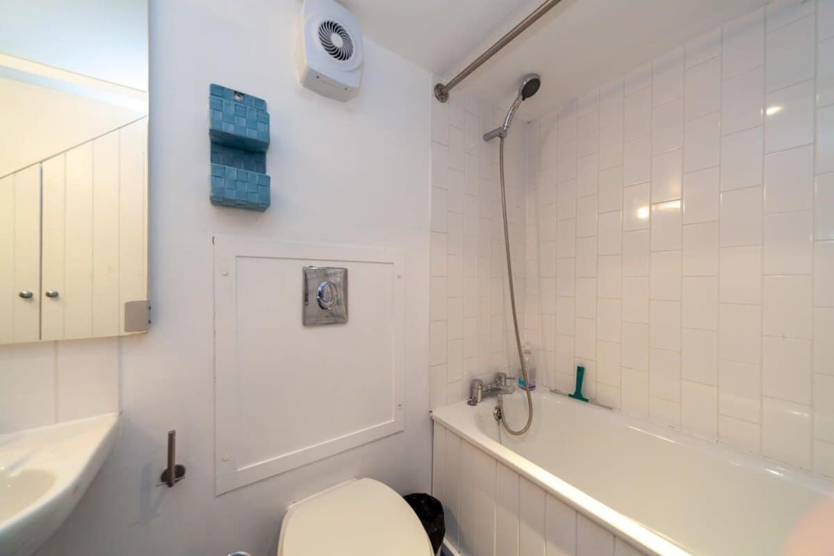 Charming 1 Bedroom Apartment In Old School House ロンドン エクステリア 写真