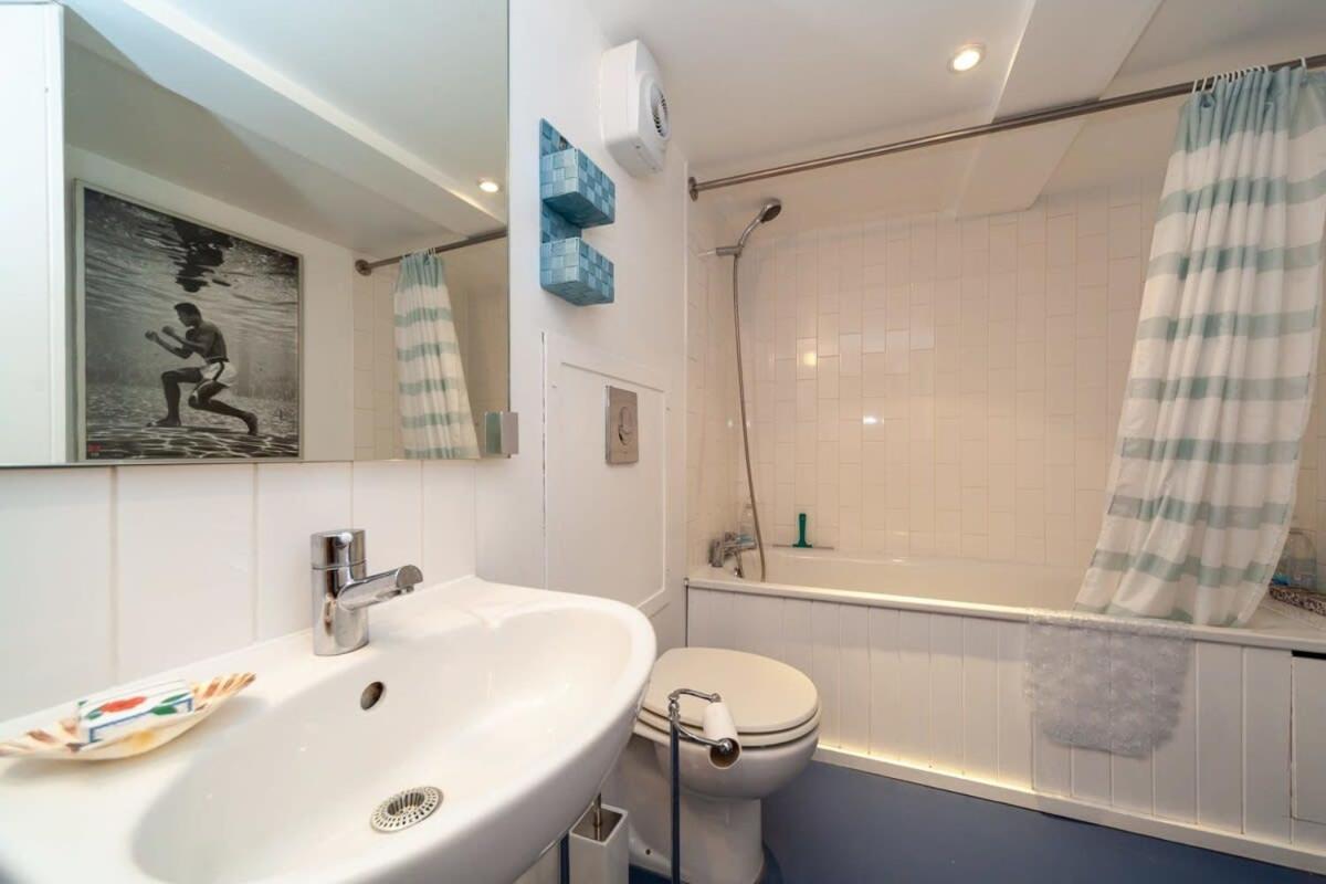 Charming 1 Bedroom Apartment In Old School House ロンドン エクステリア 写真