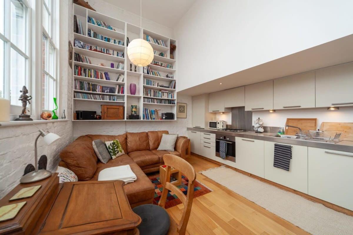 Charming 1 Bedroom Apartment In Old School House ロンドン エクステリア 写真