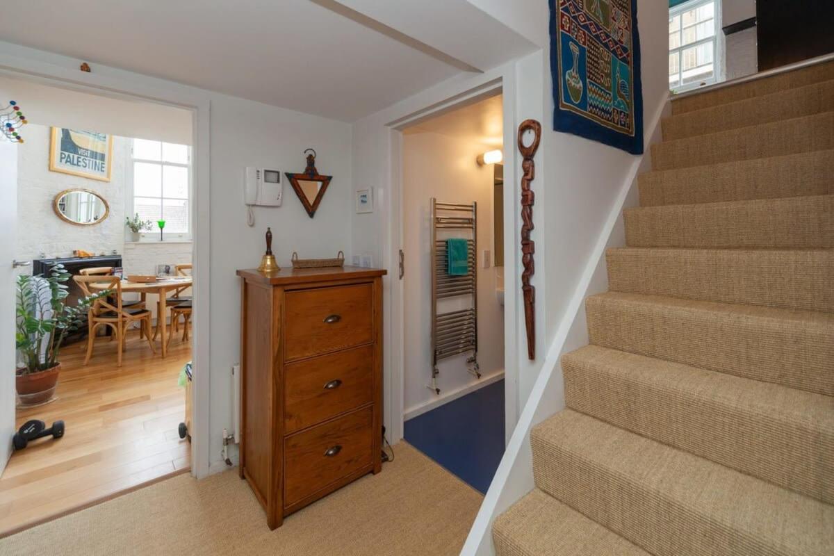 Charming 1 Bedroom Apartment In Old School House ロンドン エクステリア 写真