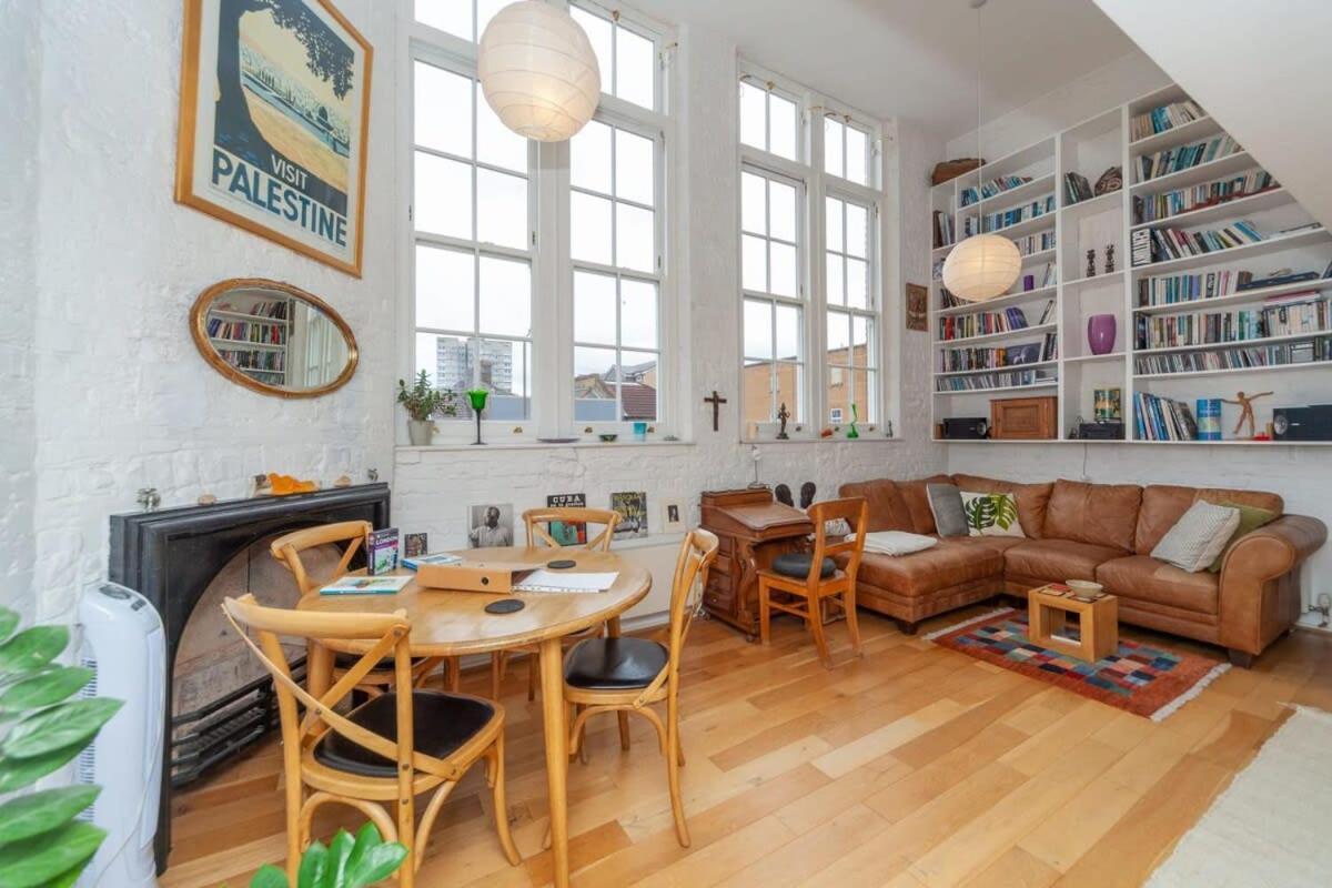 Charming 1 Bedroom Apartment In Old School House ロンドン エクステリア 写真
